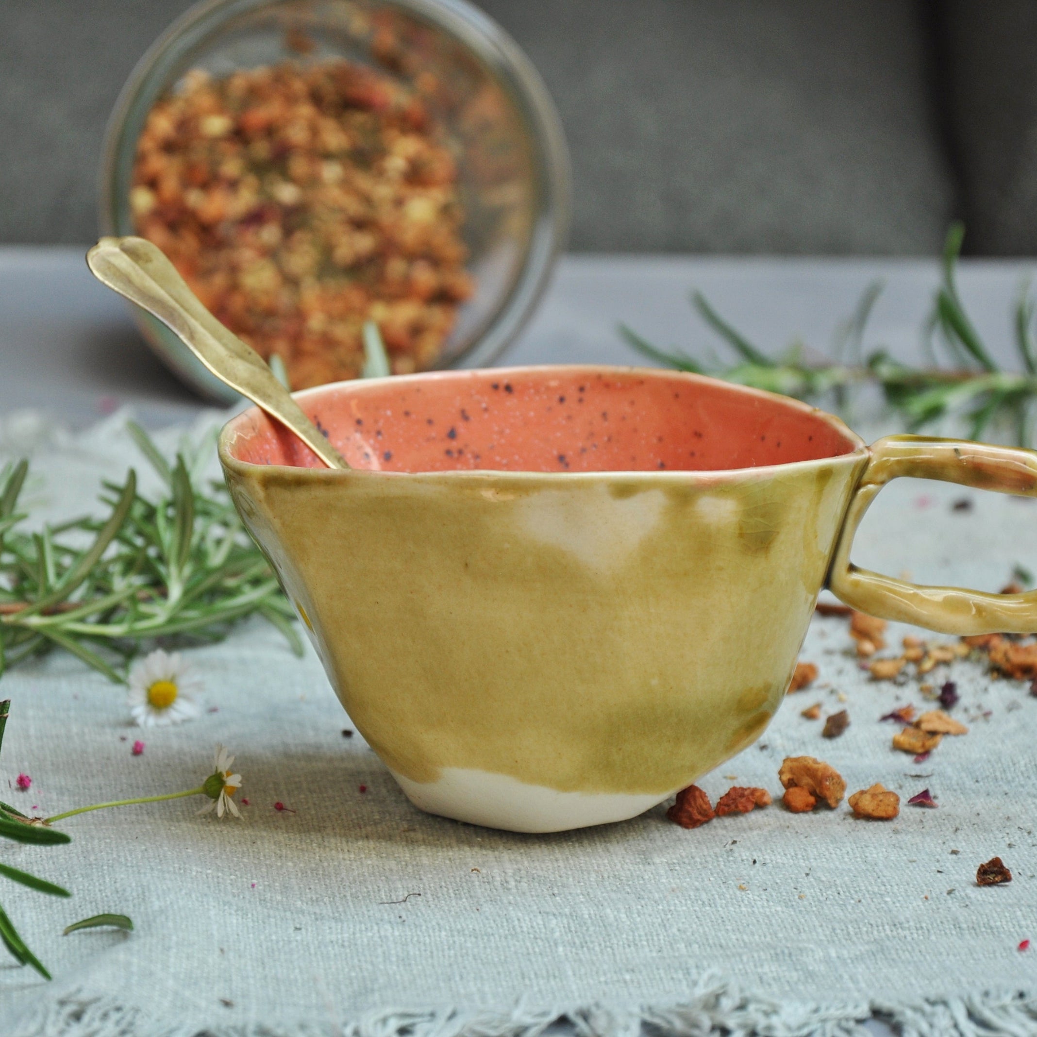 Kubistische Tasse