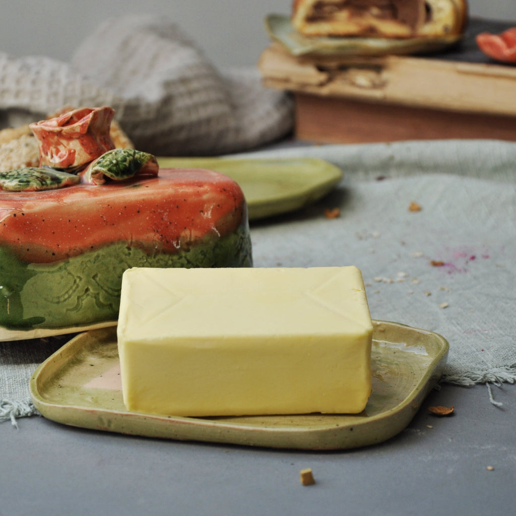 Butterdose mit Rose